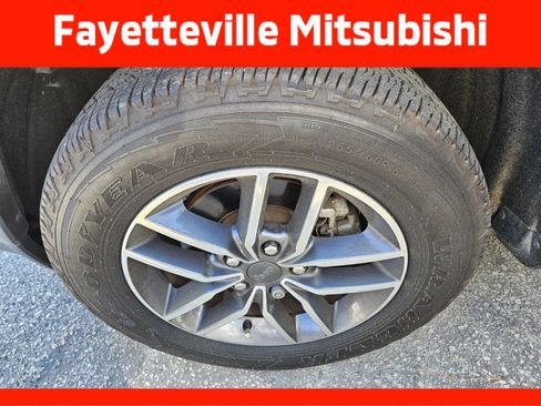Used 2020 Jeep Grand Cherokee Laredo w/ Laredo X Package AWD/4WD image 10