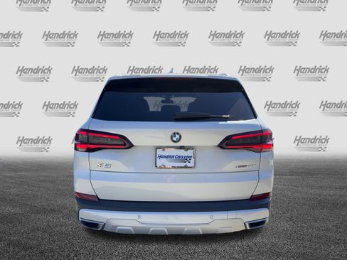 Used 2021 BMW X5 xDrive40i w/ Premium Package image 9