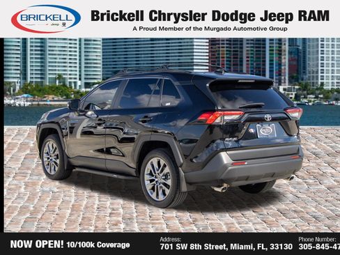 Used 2025 Toyota RAV4 XLE Premium AWD/4WD image 7