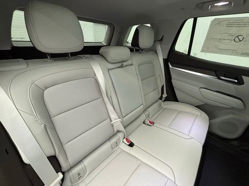 New 2026 GMC Terrain Denali w/ LPO, Black Badging Package image 43