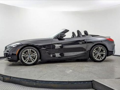 Used 2025 BMW Z4 sDrive30i image 3