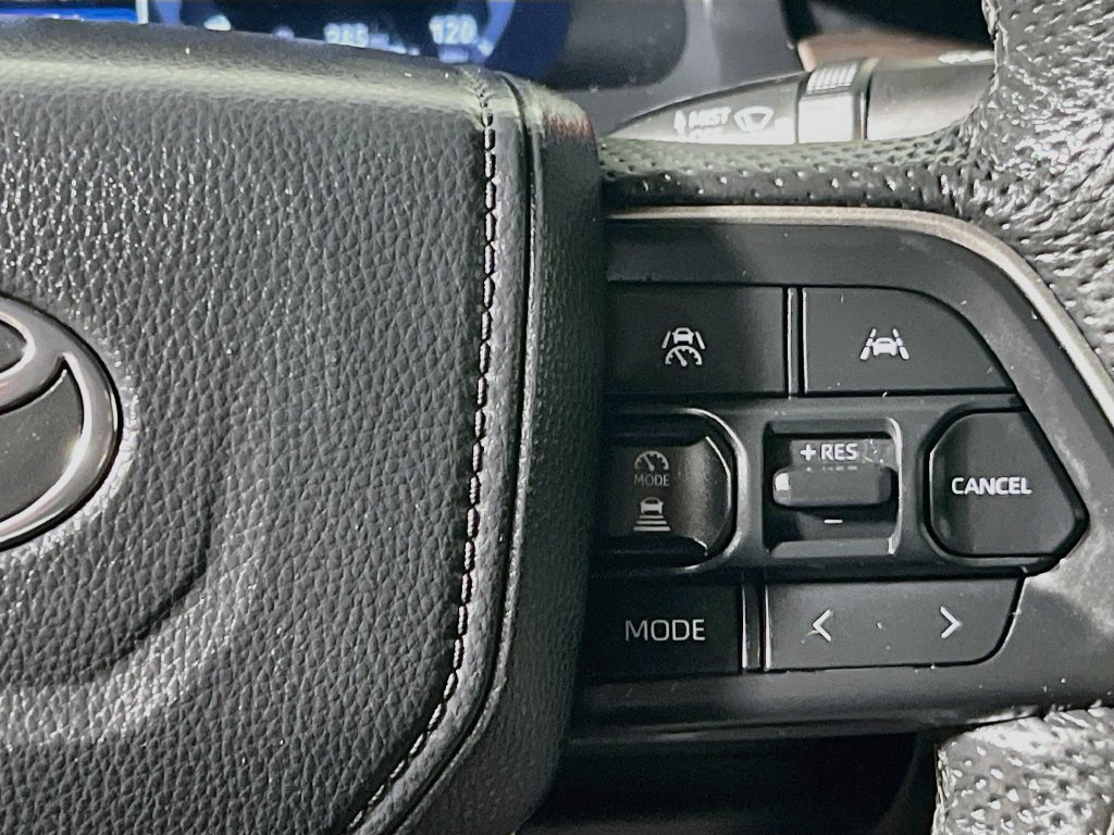 Used 2024 Toyota Tacoma TRD Sport w/ TRD Sport Upgrade Package RWD image 18
