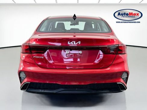 Used 2023 Kia Forte LXS FWD image 7