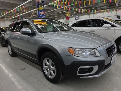 Used 2013 Volvo XC70 3.2 AWD/4WD image 1