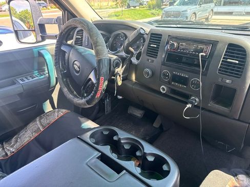 Used 2007 Chevrolet Silverado 3500 LT AWD/4WD image 7