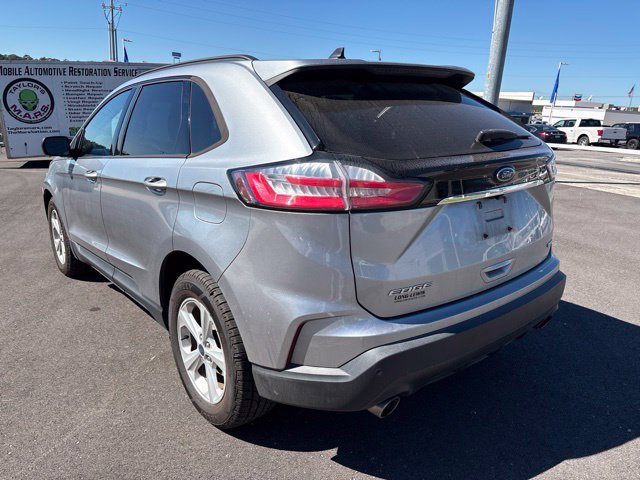 Used 2020 Ford Edge SE FWD image 5