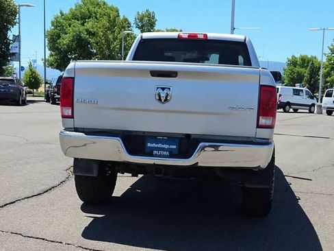 Used 2018 RAM 2500 Tradesman w/ Chrome Appearance Group AWD/4WD image 7