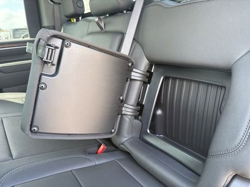 New 2026 GMC Sierra 2500 SLT w/ SLT Premium Package AWD/4WD image 40