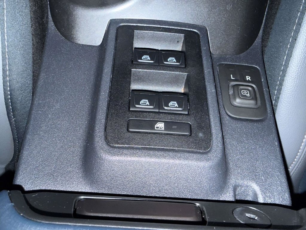 Used 2023 Ford Bronco Outer Banks AWD/4WD image 21