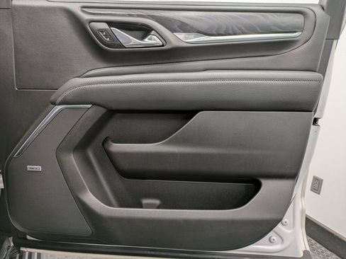 Used 2021 GMC Yukon Denali w/ Denali Premium Package image 27