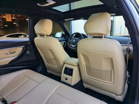 Used 2017 BMW 330e image 35