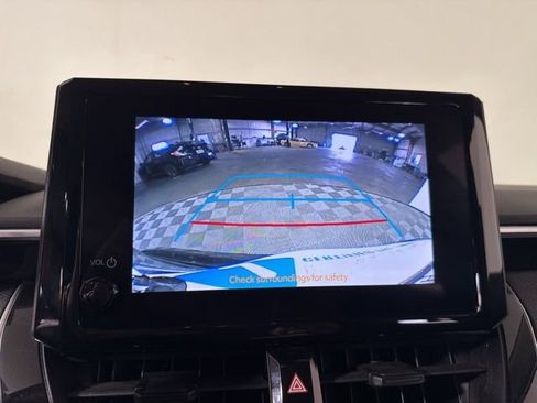 Used 2024 Toyota Corolla LE image 19