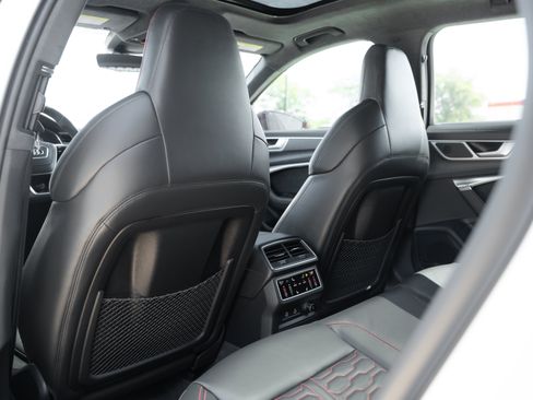 Certified 2025 Audi RS 6 performance AWD/4WD image 32