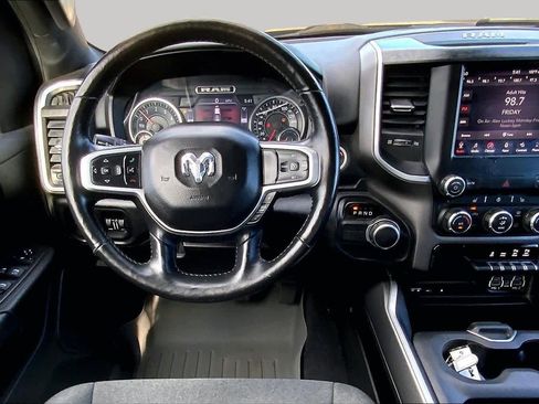 Used 2019 RAM 1500 Big Horn RWD image 6