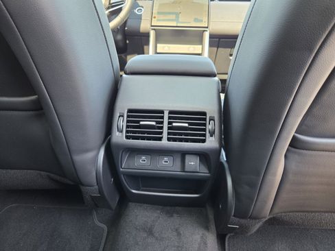 New 2025 Land Rover Discovery Sport S image 20
