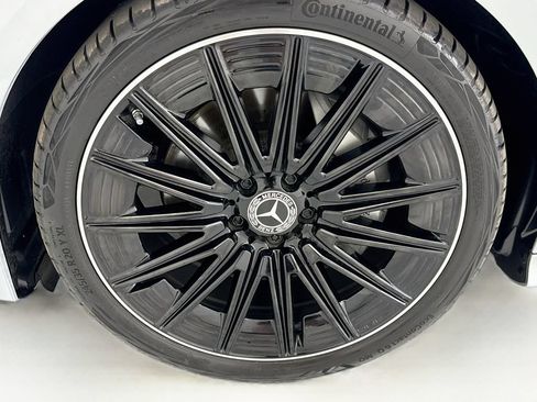 Certified 2026 Mercedes-Benz CLE 300 4MATIC Coupe image 27