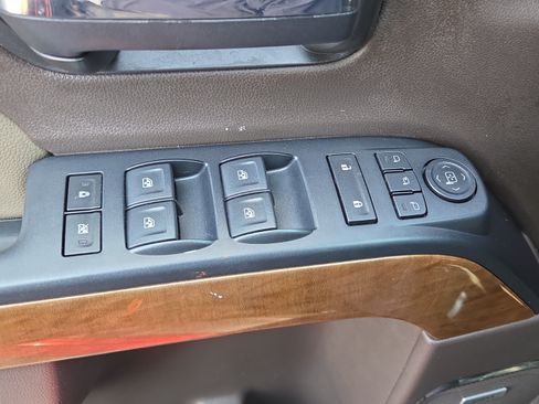 Used 2018 Chevrolet Silverado 1500 LTZ w/ Sport Package RWD image 30