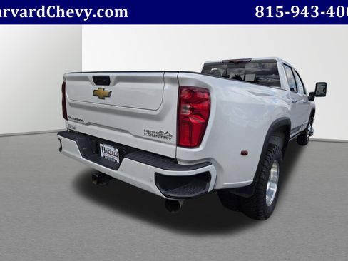 Used 2024 Chevrolet Silverado 3500 High Country w/ High Country Premium Package AWD/4WD image 4