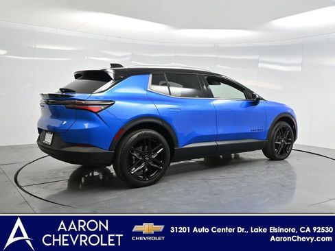 New 2026 Chevrolet Equinox EV LT image 48