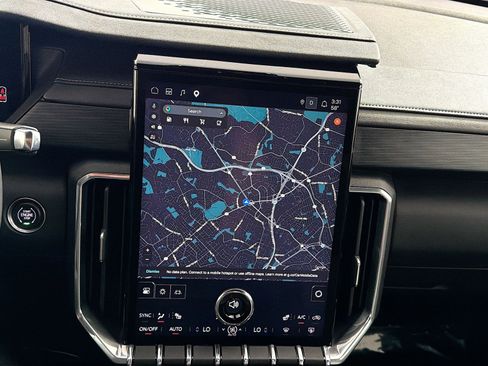 Used 2025 GMC Acadia Elevation image 20