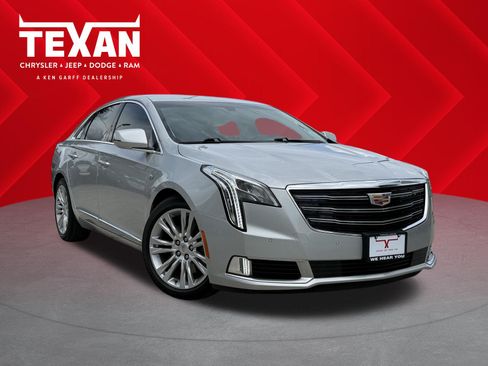 Used 2019 Cadillac XTS Luxury FWD image 1