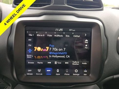 Certified 2023 Jeep Renegade Latitude AWD/4WD image 19