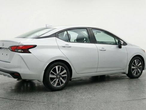 Used 2025 Nissan Versa SV FWD image 9