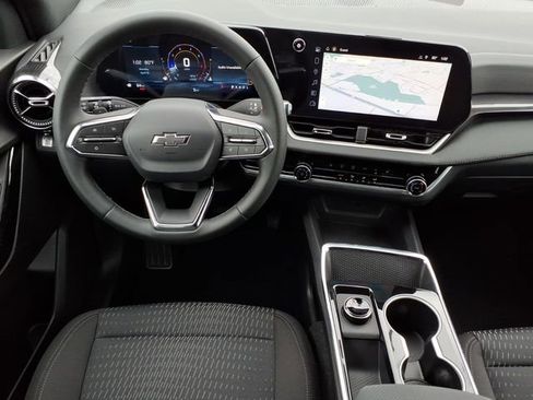 New 2026 Chevrolet Equinox LT w/ Midnight Edition FWD image 12