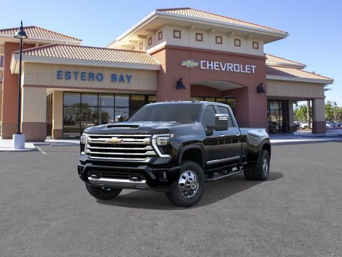 New 2026 Chevrolet Silverado 3500 High Country w/ High Country Premium Package AWD/4WD image 8