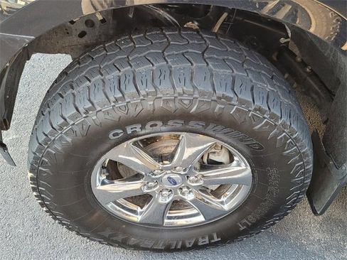 Certified 2020 Ford F150 XLT w/ XTR Package image 5