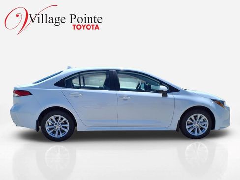 Used 2026 Toyota Corolla LE FWD image 6