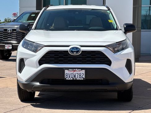 Certified 2021 Toyota RAV4 LE AWD/4WD image 11