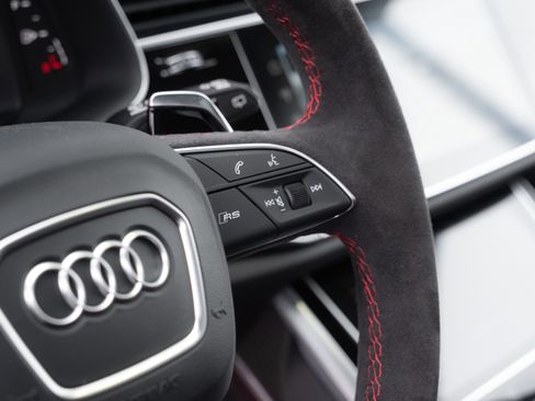 New 2026 Audi RS Q8 performance image 13