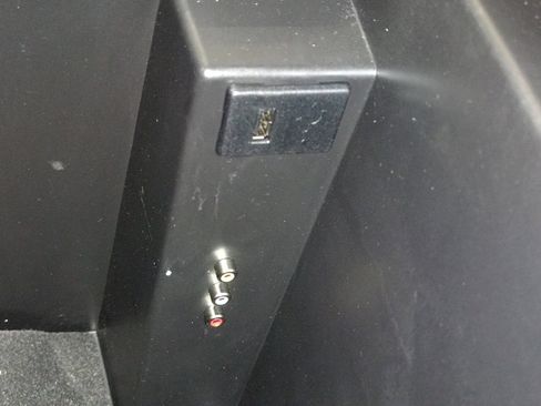 Used 2015 Nissan Armada Platinum w/ 2nd Row Captain Seat Package image 21