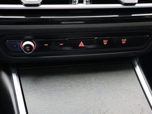 Used 2023 BMW 330e w/ M Sport Package RWD image 30