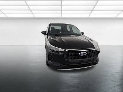 Used 2023 Ford Escape Active w/ Tech Pack #1 image 2