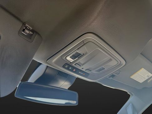 Used 2026 GMC Sierra 1500 SLT image 17