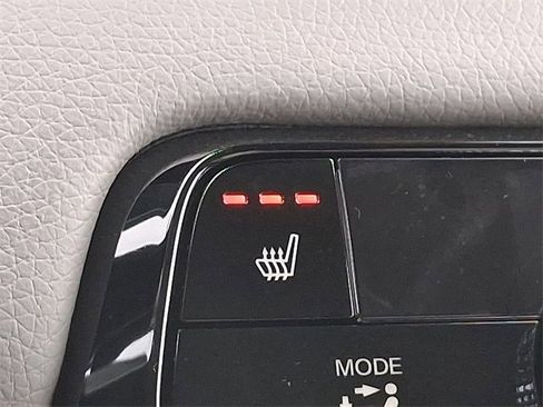 New 2025 Honda Pilot EX-L image 17