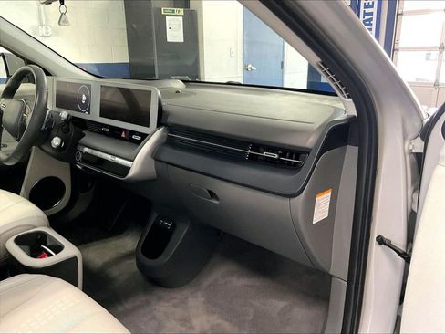 Used 2023 Hyundai Ioniq 5 Limited AWD/4WD image 13