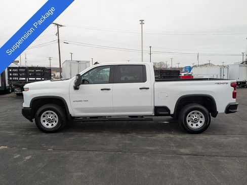 Used 2025 Chevrolet Silverado 2500 W/T w/ WT Convenience Package image 7
