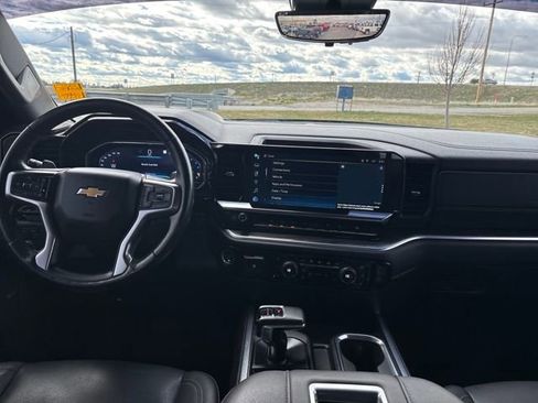 Certified 2022 Chevrolet Silverado 1500 LTZ w/ LTZ Premium Package image 12