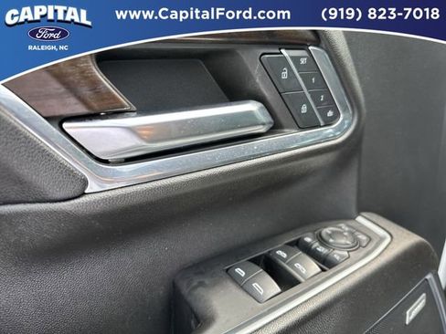 Used 2024 GMC Sierra 2500 SLT w/ SLT Premium Package image 20