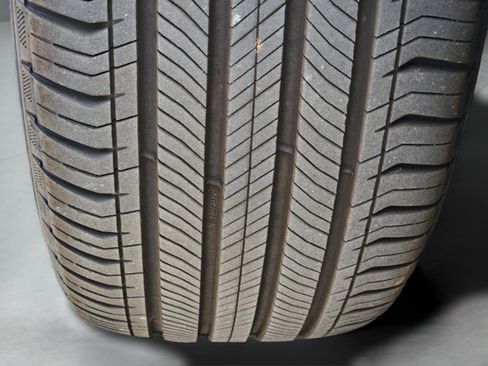 Certified 2025 Mercedes-Benz GLC 300 4MATIC image 28