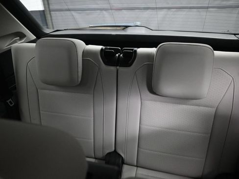 Used 2019 Volkswagen Tiguan SE w/ Panoramic Sunroof Package AWD/4WD image 31