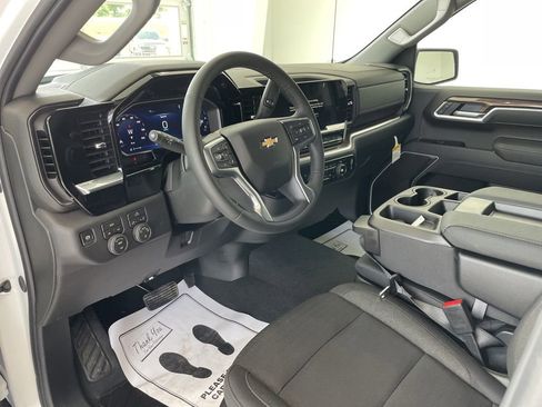 New 2026 Chevrolet Silverado 1500 LT AWD/4WD image 9