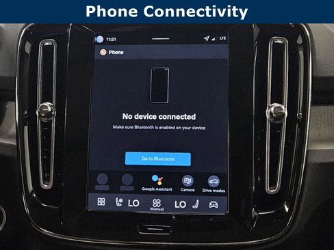 New 2026 Volvo XC40 B5 Plus w/ Protection Package Premier image 24