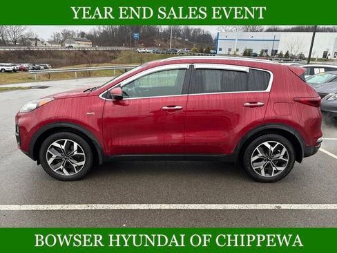 Used 2020 Kia Sportage EX image 2