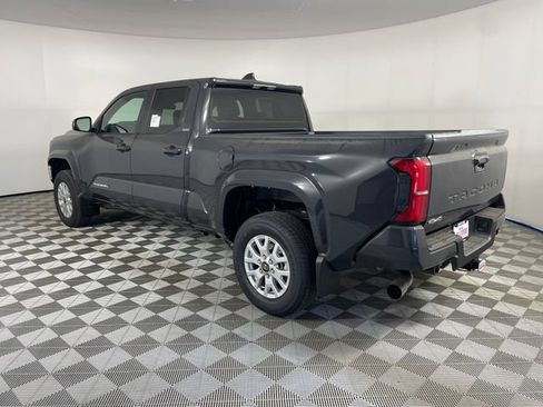 New 2026 Toyota Tacoma SR5 AWD/4WD image 8