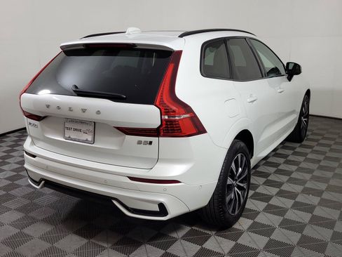 Used 2024 Volvo XC60 B5 Plus w/ Protection Package AWD/4WD image 6