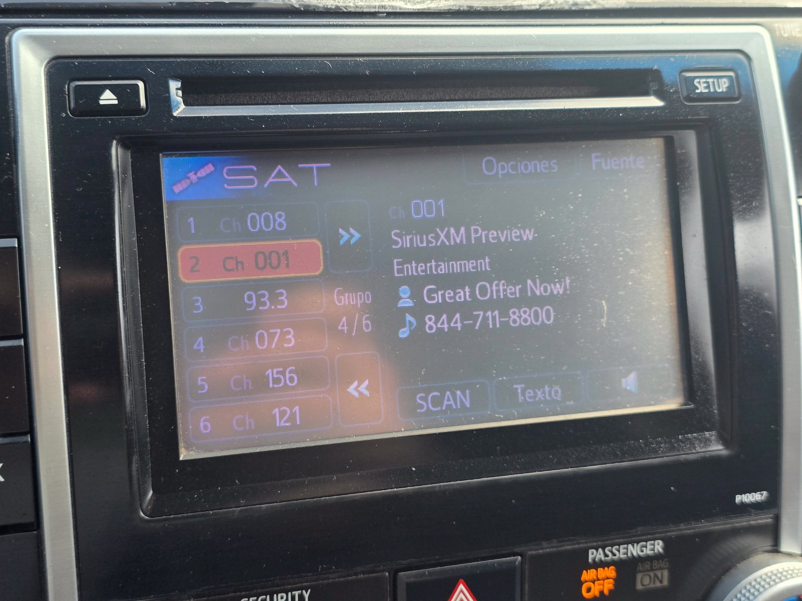 Used 2012 Toyota Camry SE FWD image 23